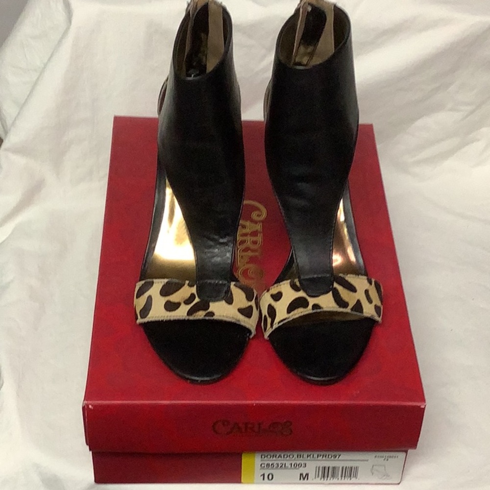 Back leather/ leopard fur Carlos Santana sandals heel